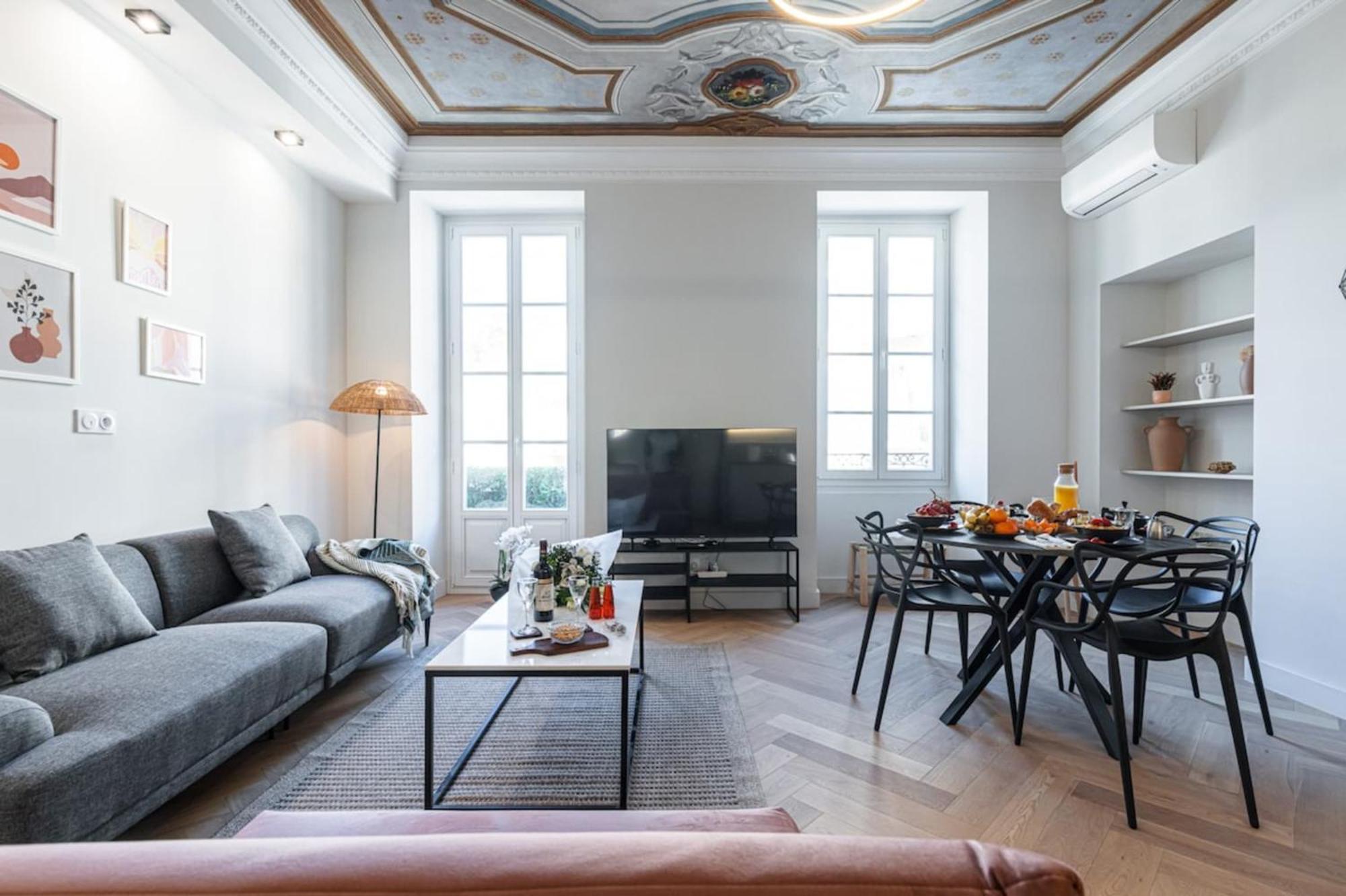 Philibert - Traditional Apart With Historical Fresco نيس المظهر الخارجي الصورة